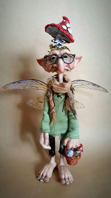 Mushroom Collector Faerie