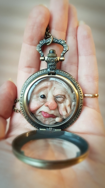 SOLD 'Squashed Fae Necklace' 8