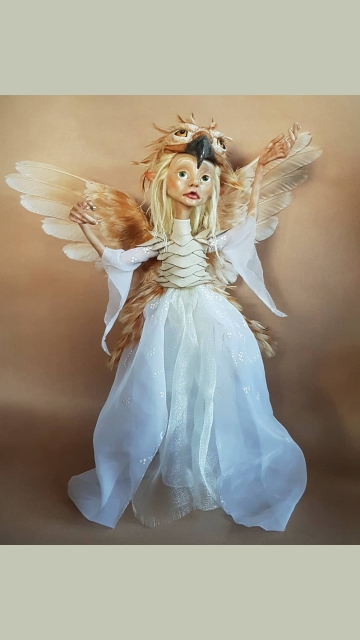 Bird-Winged Royal Faerie 'Tansa'